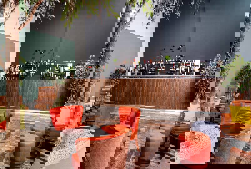 New Dock Foyer Bar (1)