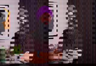 RACE Ravinder S CW 6890