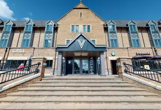Village Hotel Leeds North 1