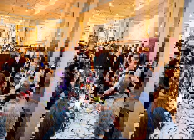 29529054056 C6e3fcd9e8 O