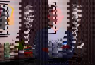 RACE Simon W CW 6546